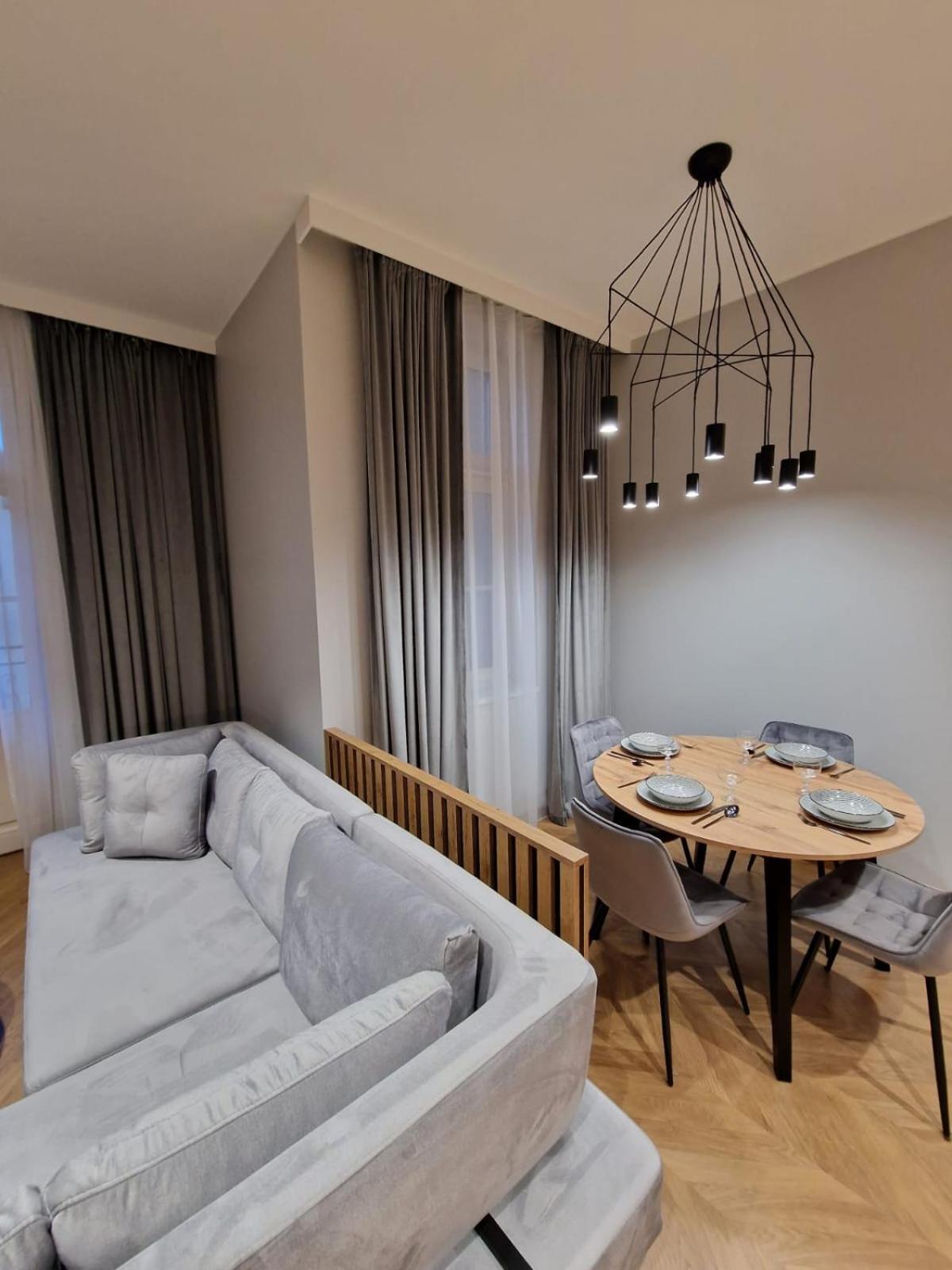 Apartamenty Sebastiana Krasków Exterior foto